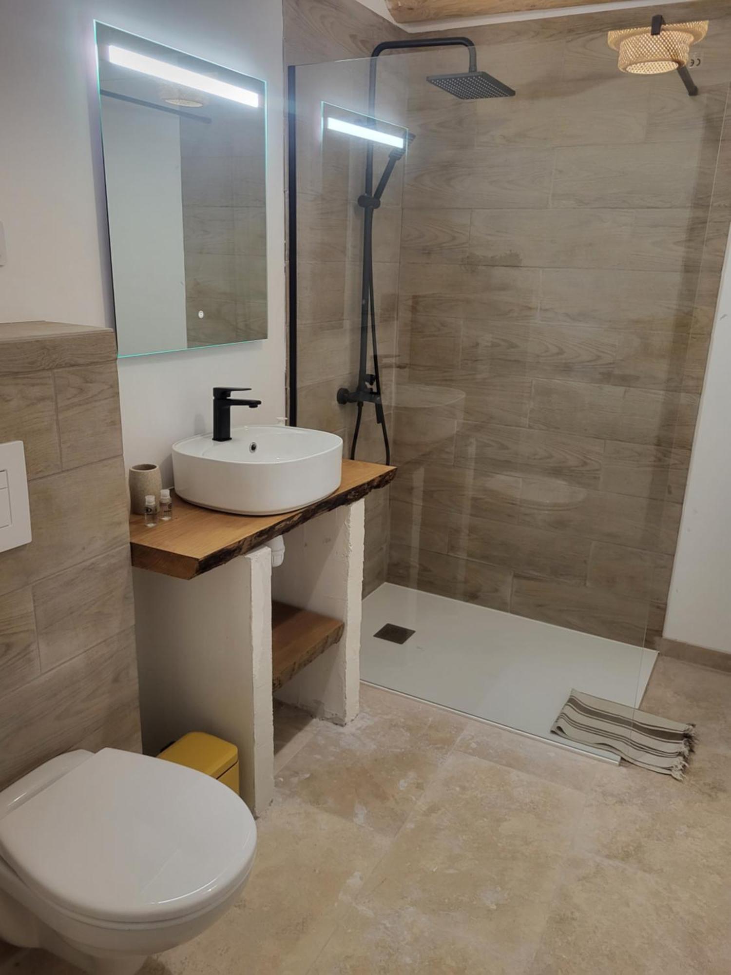 Pougnadoresse Bastide De La Madeleine B&B 외부 사진