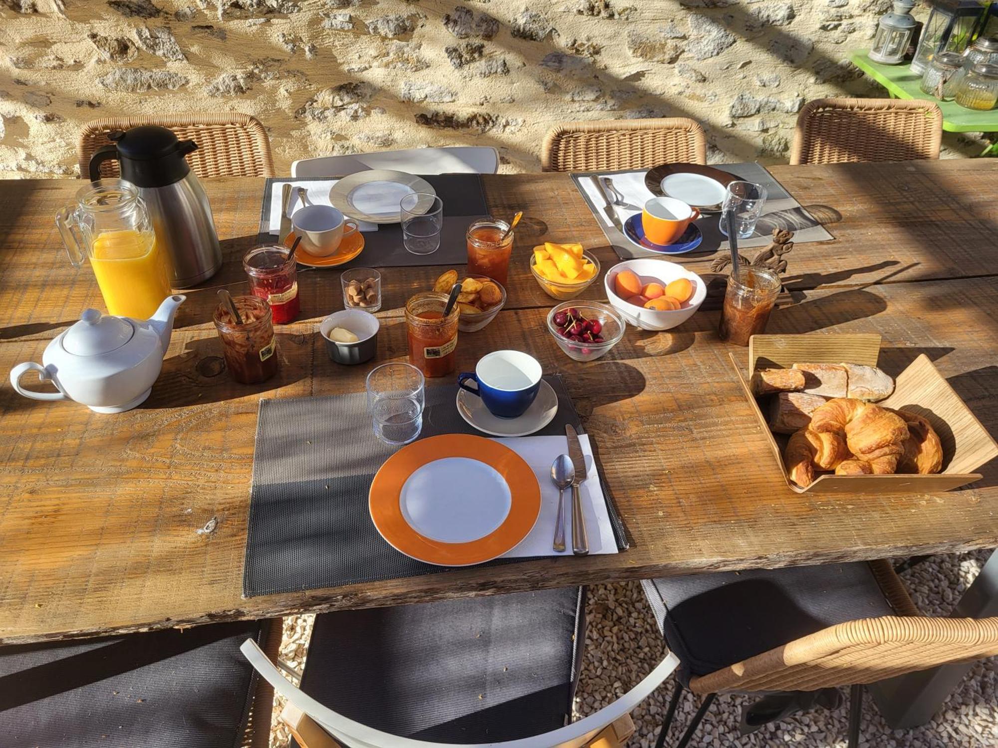 Pougnadoresse Bastide De La Madeleine B&B 외부 사진